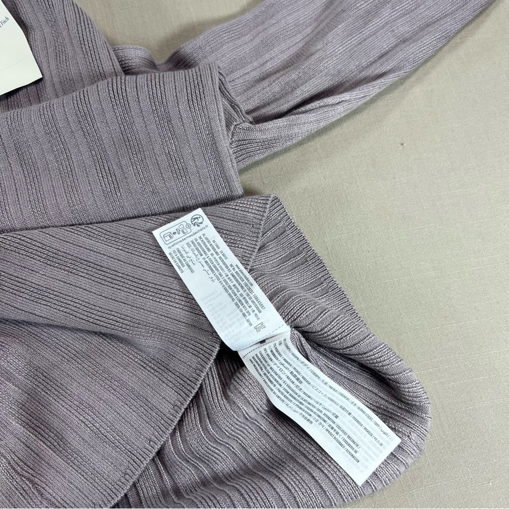 Abercrombie & Fitch Ribbed Mock Neck Sweater Large NWT Lavender Knit Long Sleeve - Picture 9 of 11